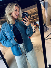 Juzy Jeans Shirt met koord aan de mouw voor dames van Essentiel Antwerp 