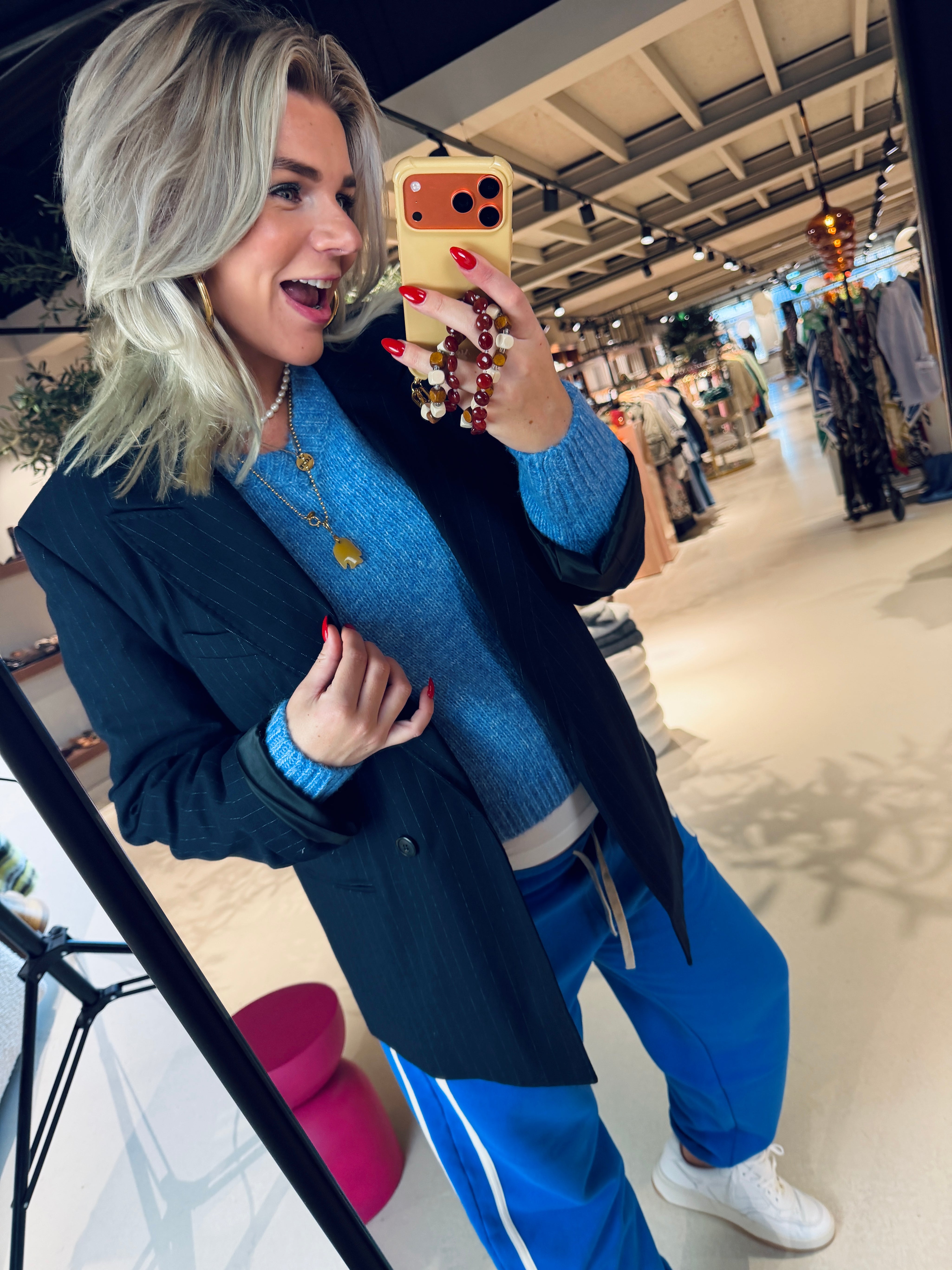 W26N1755 Blazer