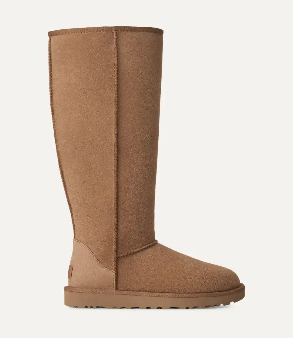Classic Ultra Tall Laarzen van UGG | RIXT