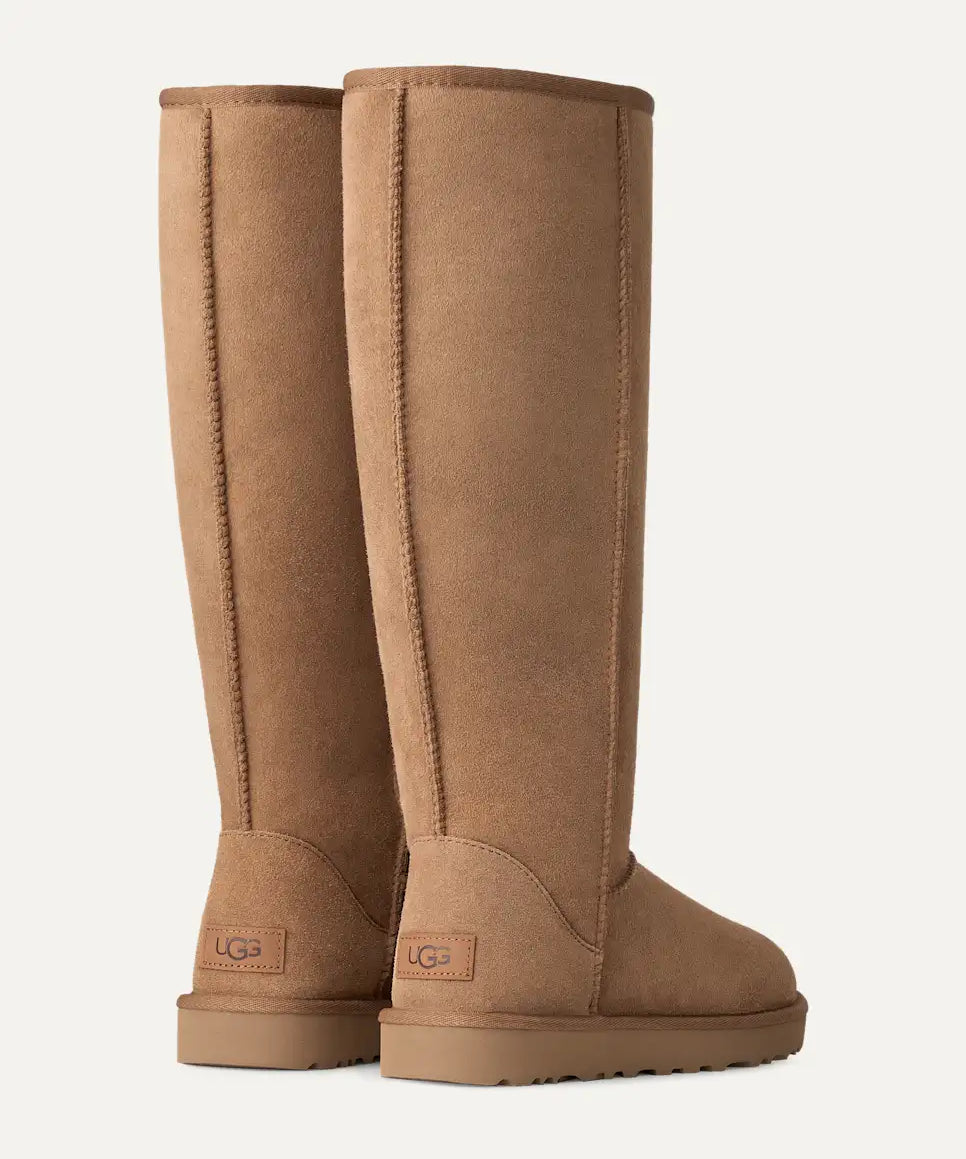Classic Ultra Tall Laarzen van UGG | RIXT