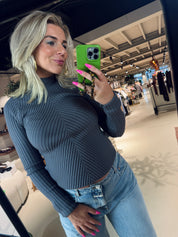 Kinzy Top Ibana | RIXT