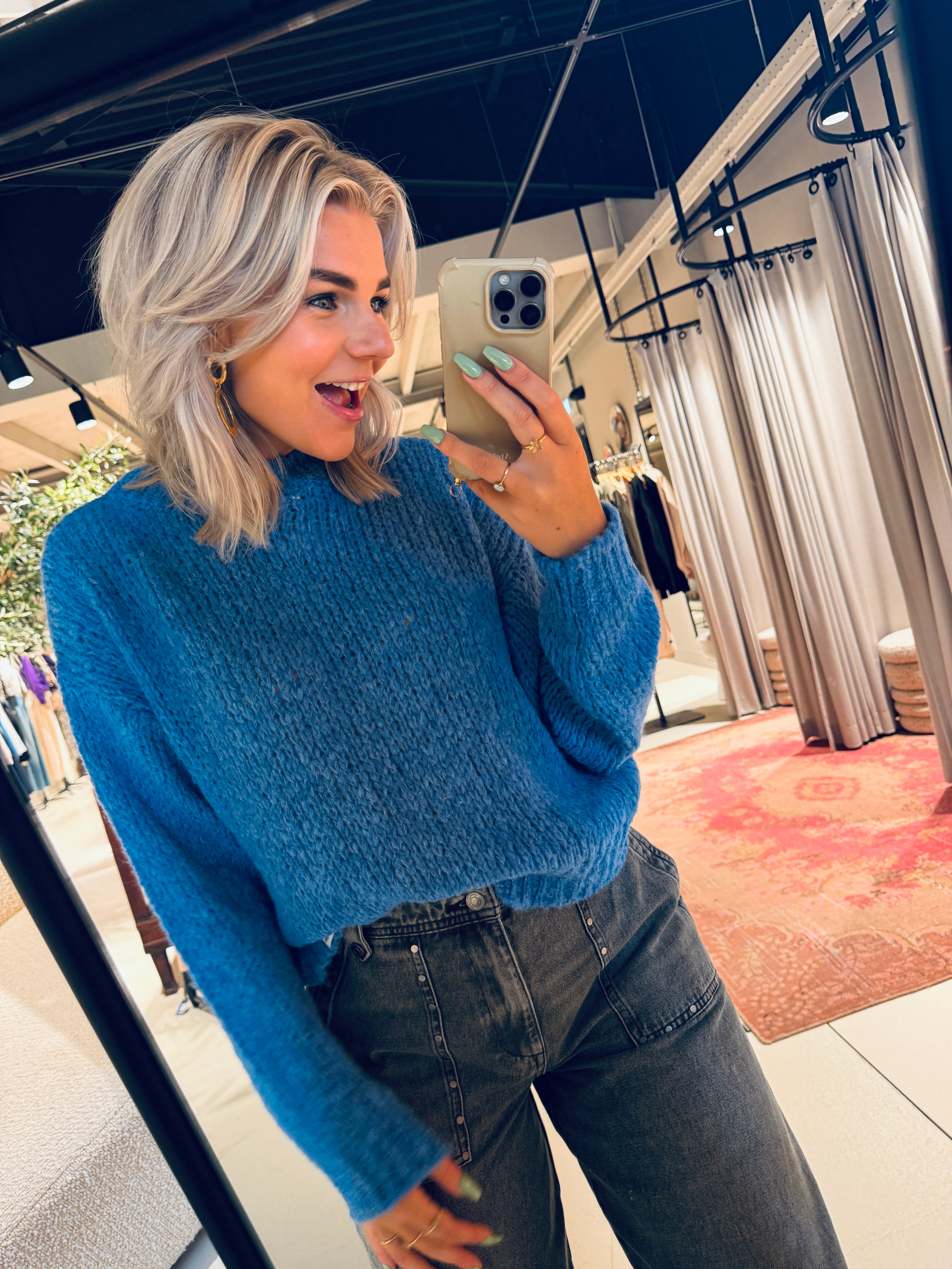 W25L246 Jumper - Washed