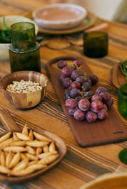 KBB0002 Acacia bread board M