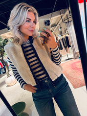 Aleksi Sleeveless Jacket