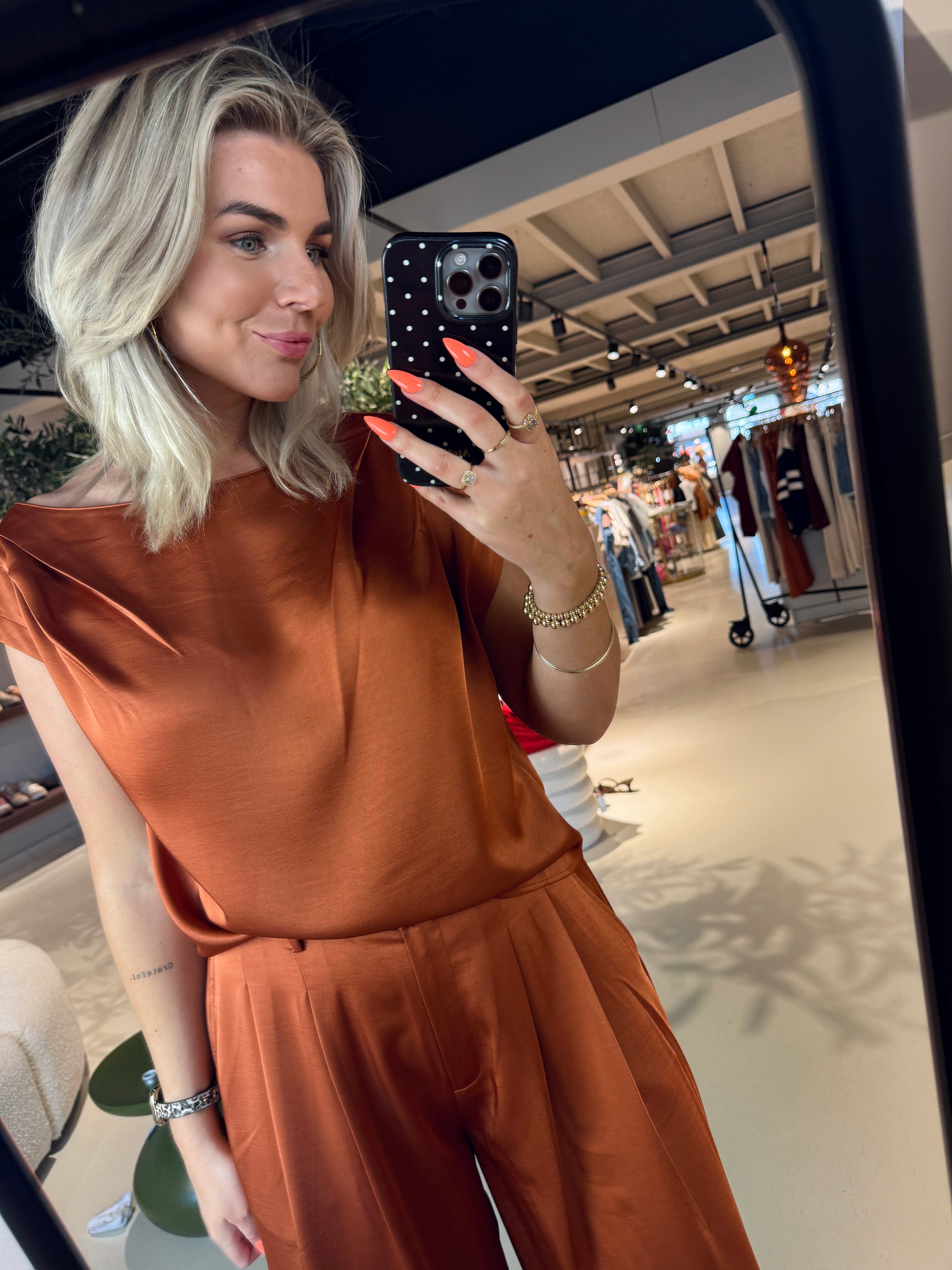 Roam satin drapey top donker oranje voor dames van Dante6