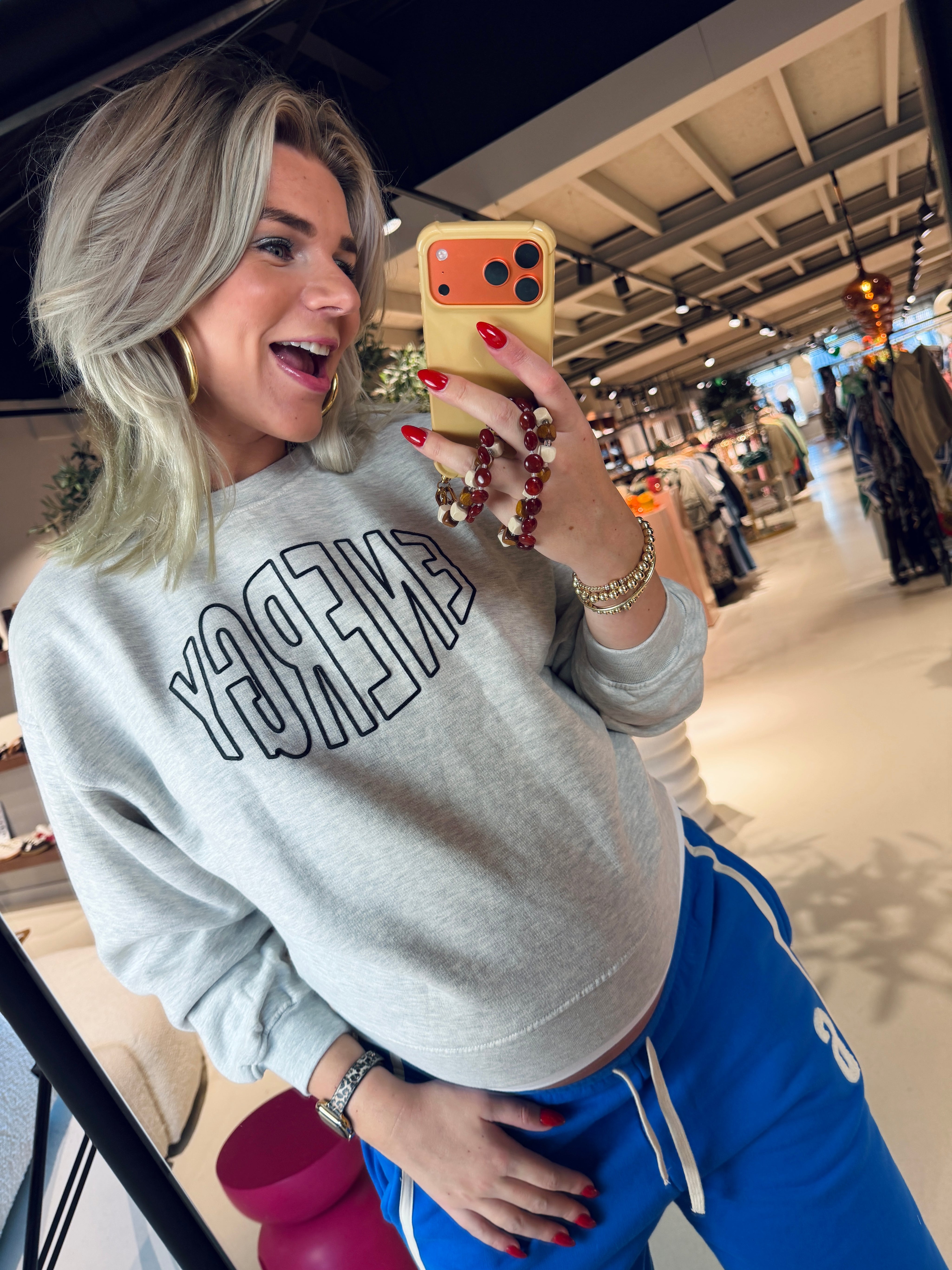 W26F1982LTD Sweater