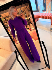 Itchy elasticated waist pants