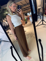 65.689 Trousers