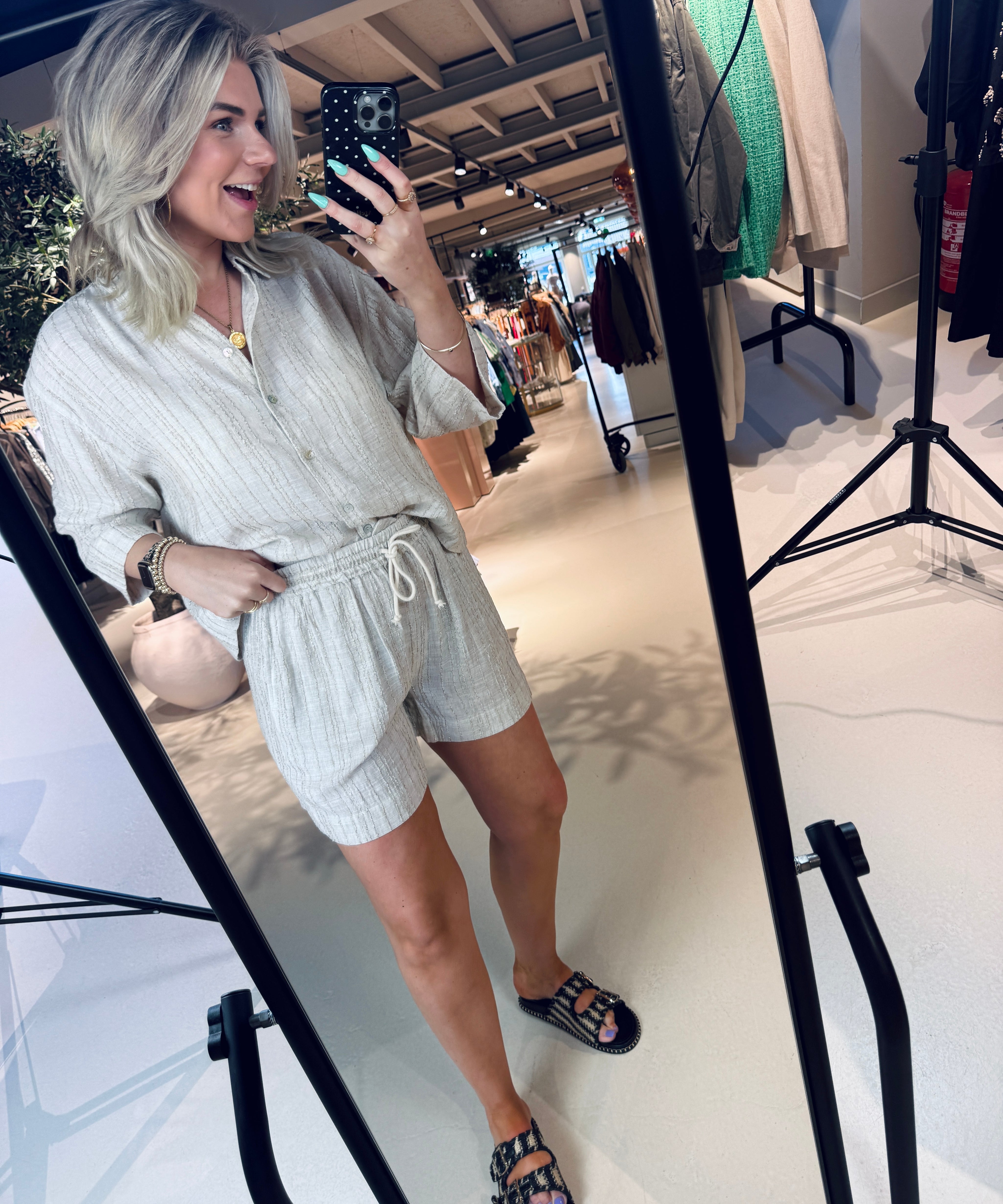 8E9B475E-2B7B-4253-98E1-C4A8FC75BB04.jpg