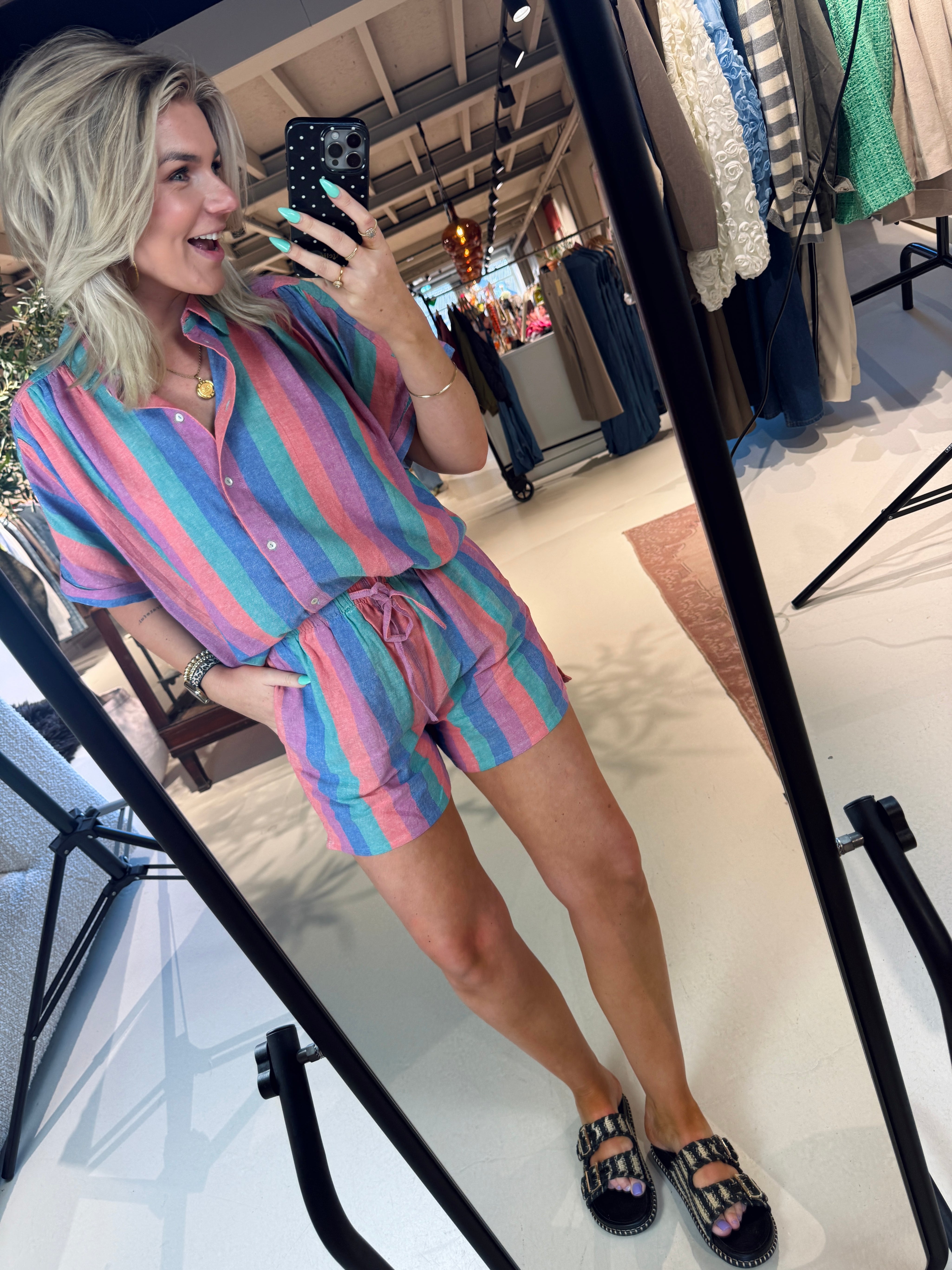 Sunny rainbow pleats blouse