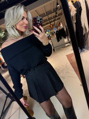 Antya off shoulder sweater