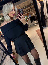 Antya off shoulder sweater