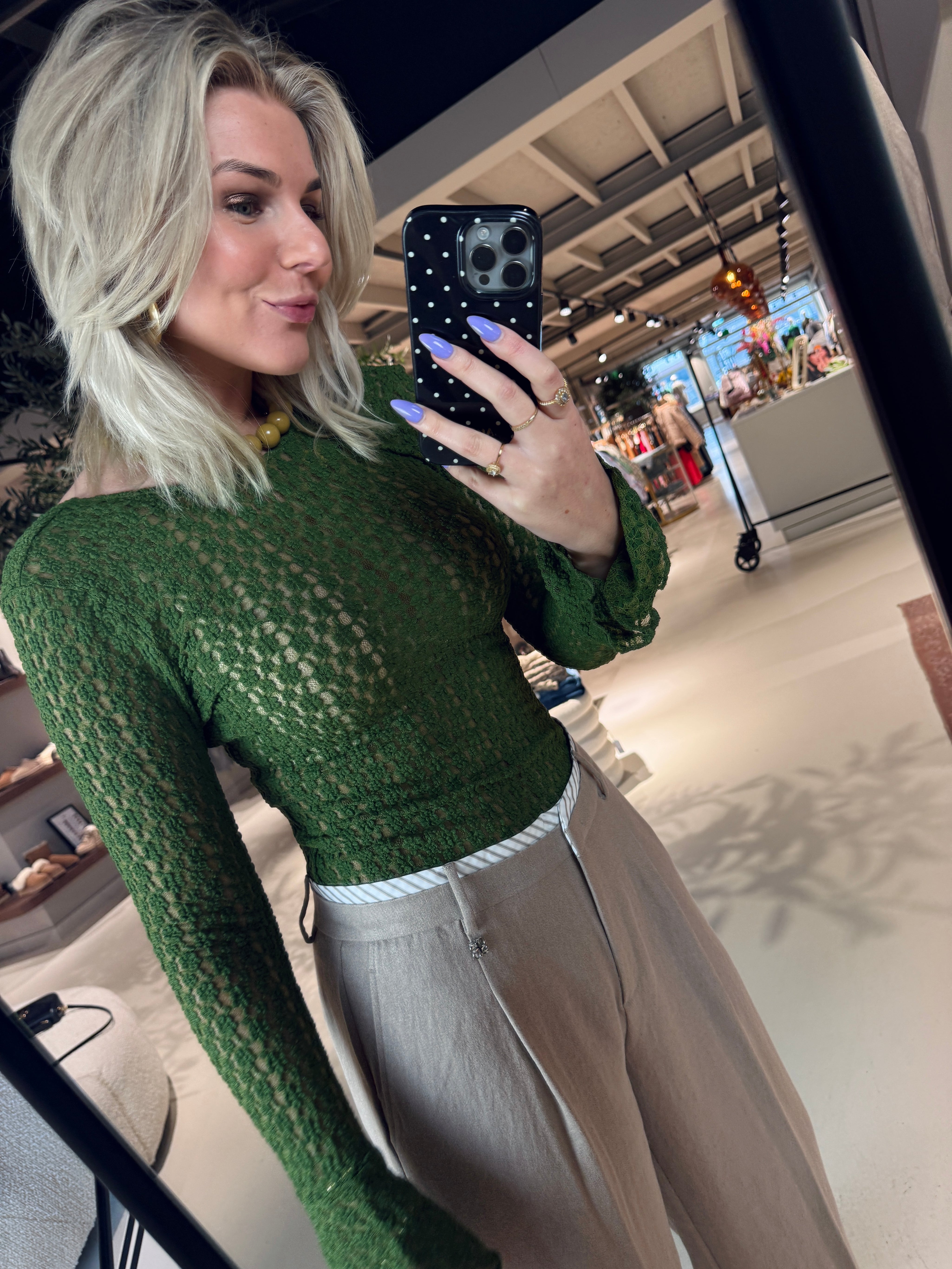 Giva lace layering top