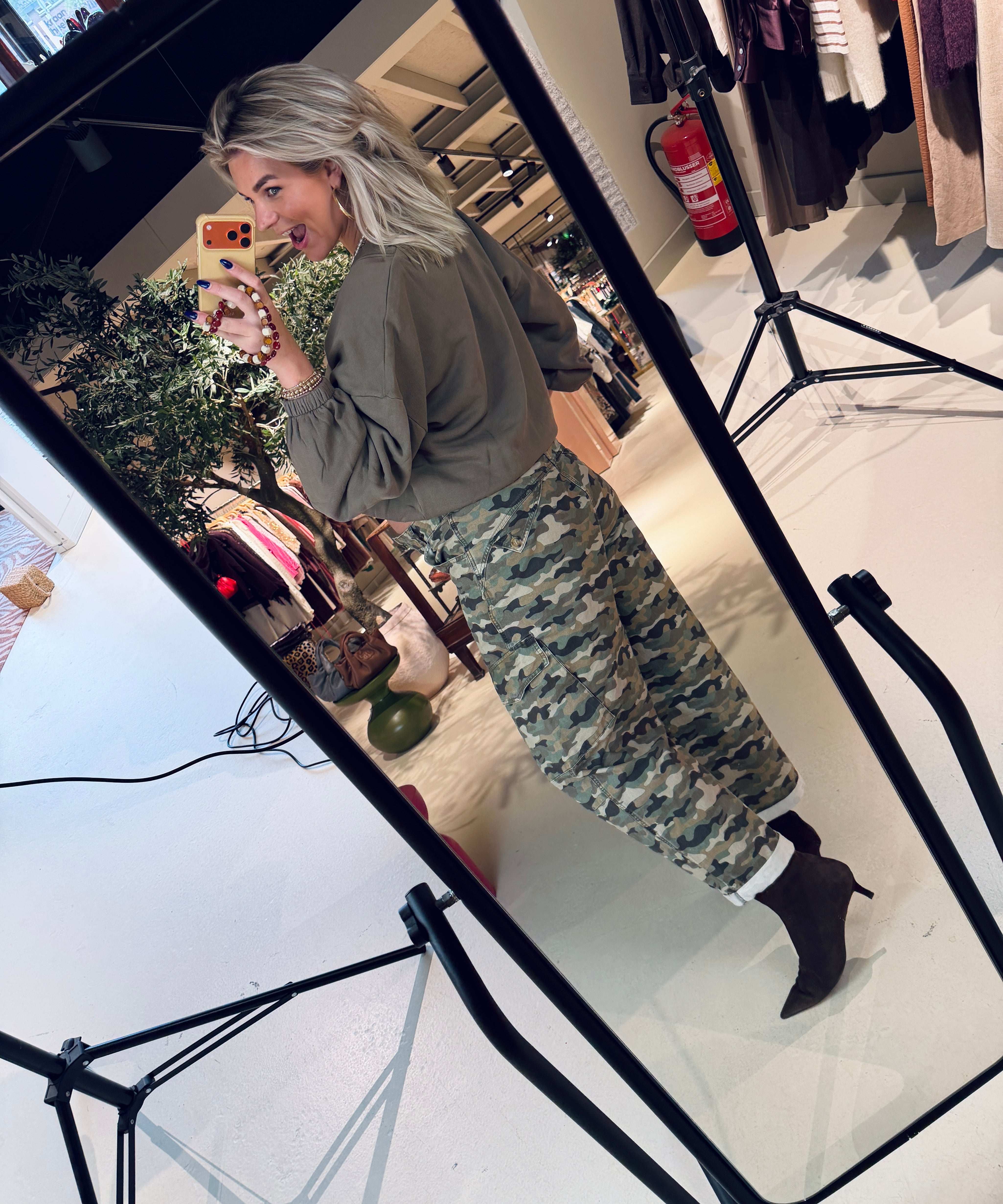 Macy Pants - Iris Zeilstra van Circle of Trust | RIXT