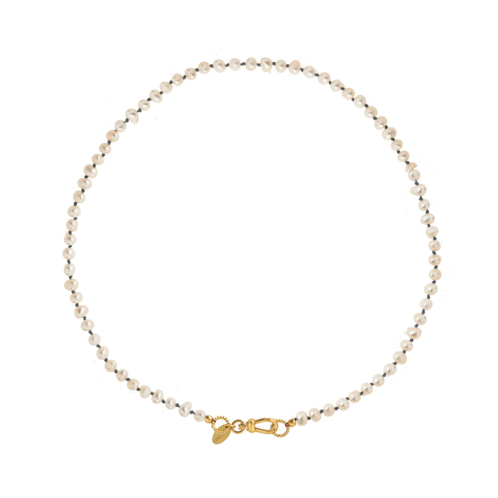 Handgeknoopte blauwe ketting met parels