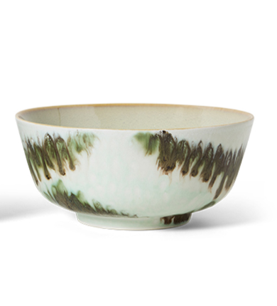 70s ceramics: ramen bowls, minimalist