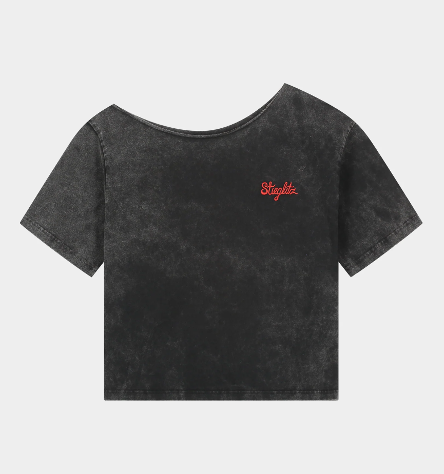 Lucio Off-Shoulder T-shirt