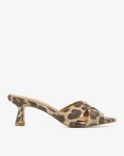 Lily Celia Pumps