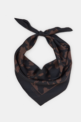 Closed Scarf