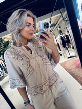 Eline, Bluse – 1163 SandDollar