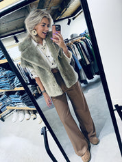 D6Cheedo faux fur waistcoat - swamp green