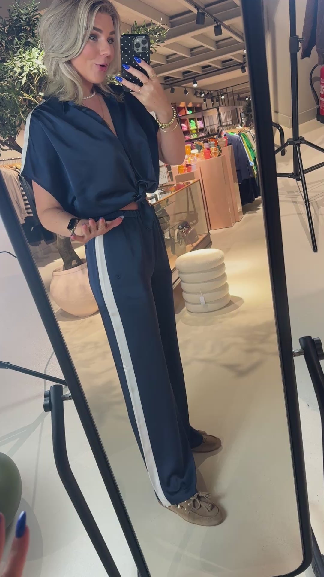 Siren tie knot shirt