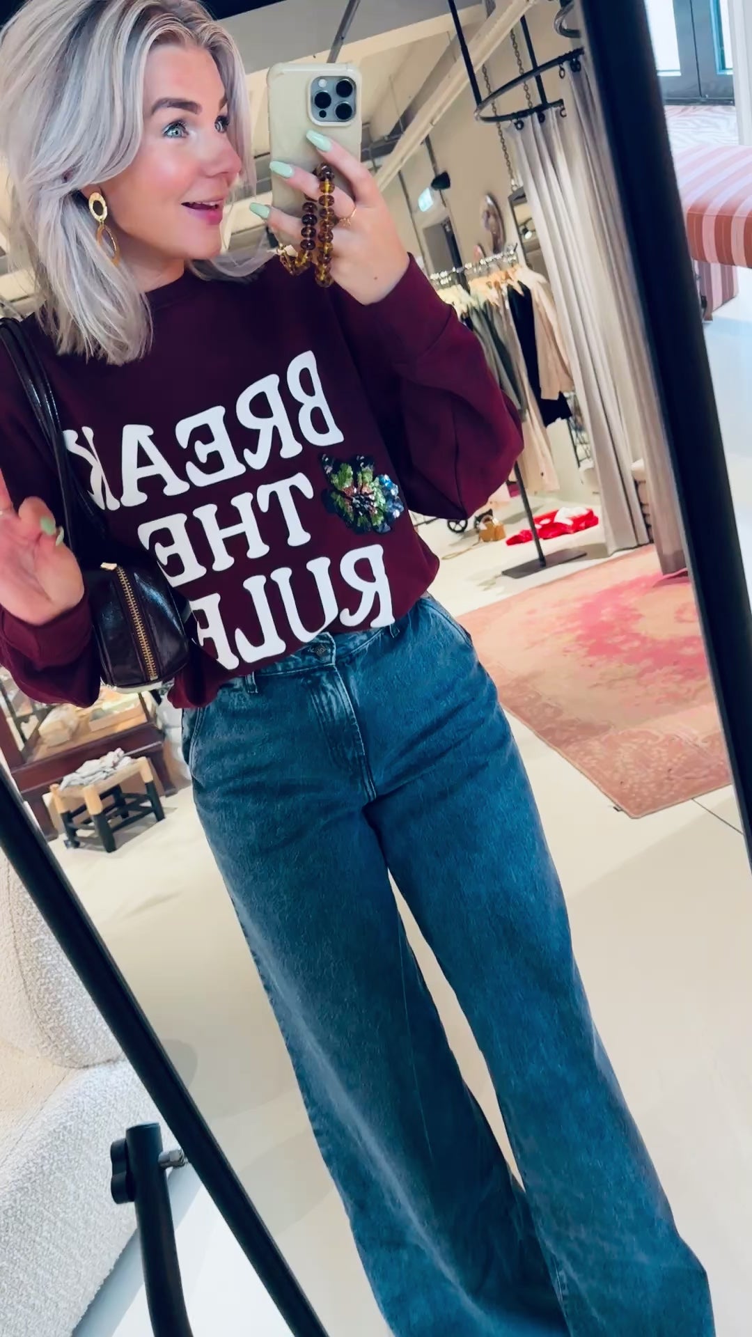 Ixperience embo sweatshirt