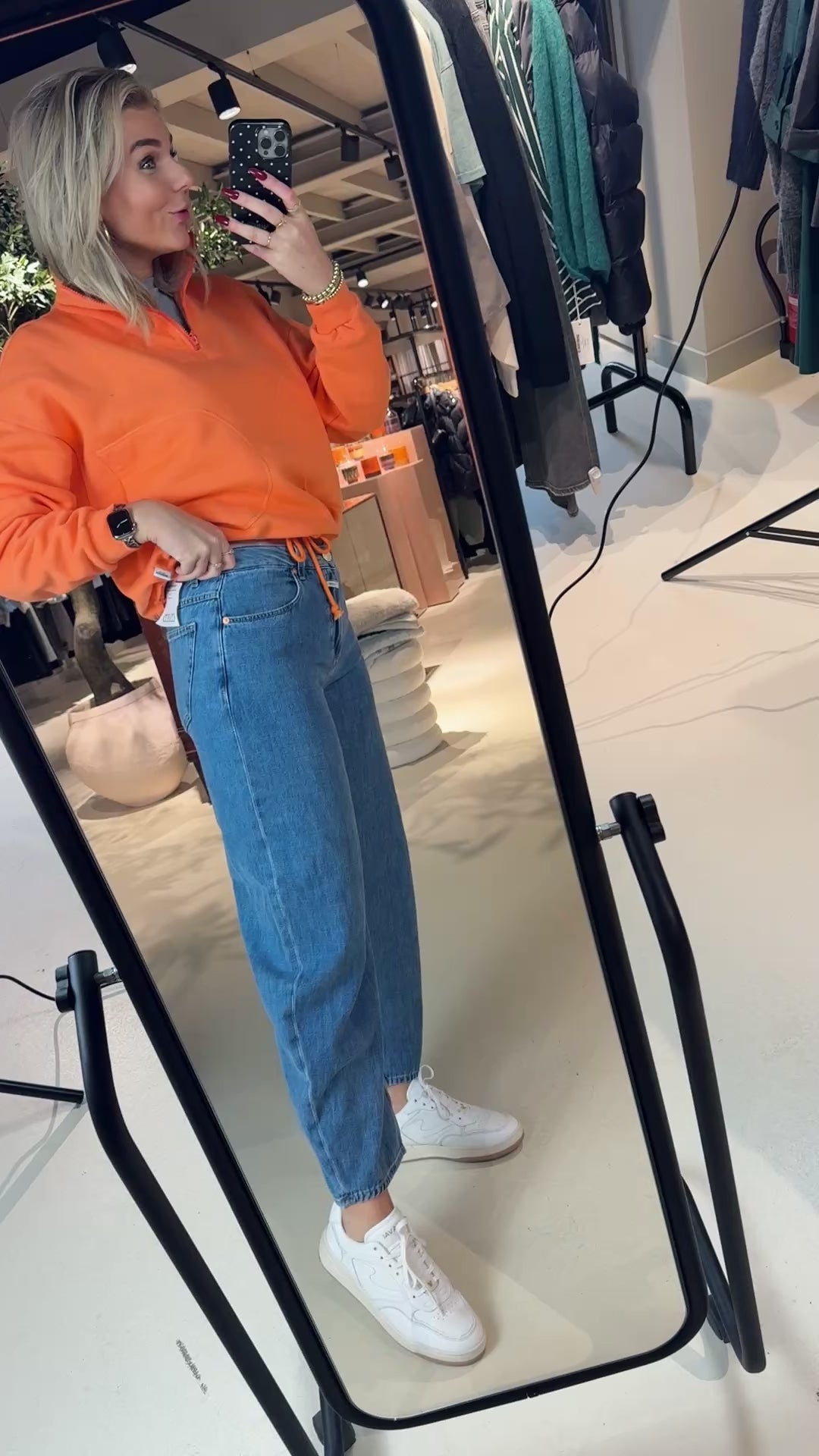S26F1836 Sweater