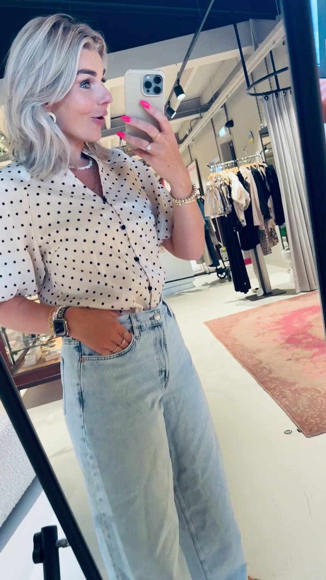 DilanCC Dot SS V-shirt - Powder