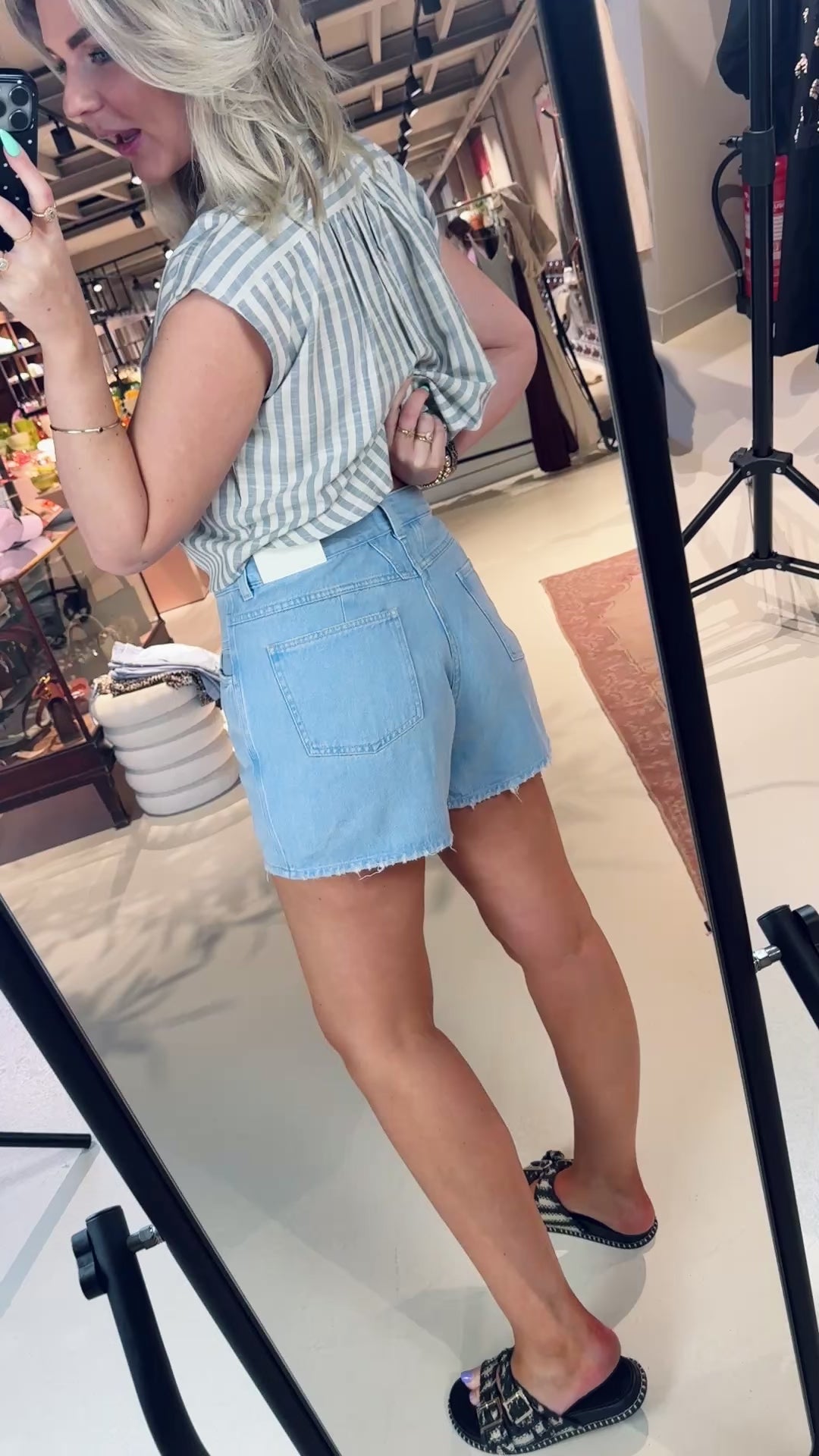Jocy-X Short