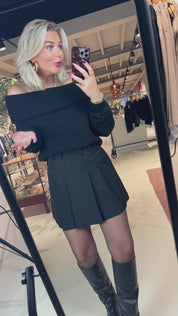 Antya off shoulder sweater